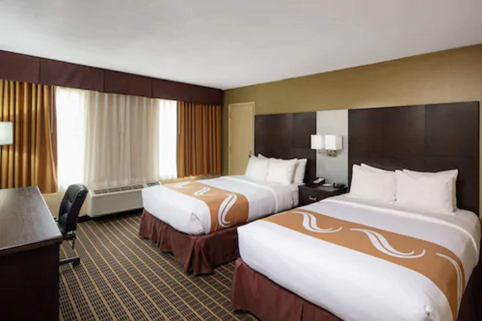 Quality Inn & Suites Downtown Windsor Kültér fotó