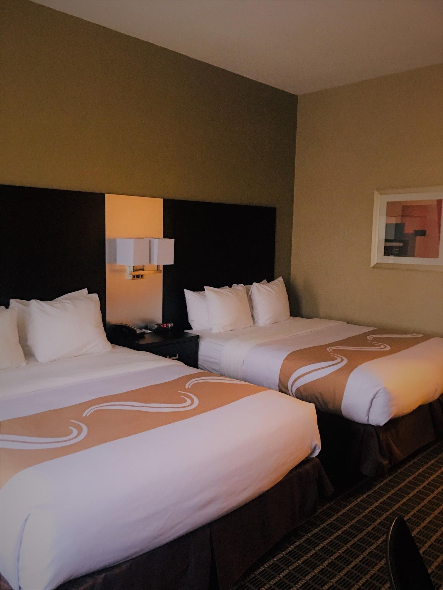 Quality Inn & Suites Downtown Windsor Kültér fotó