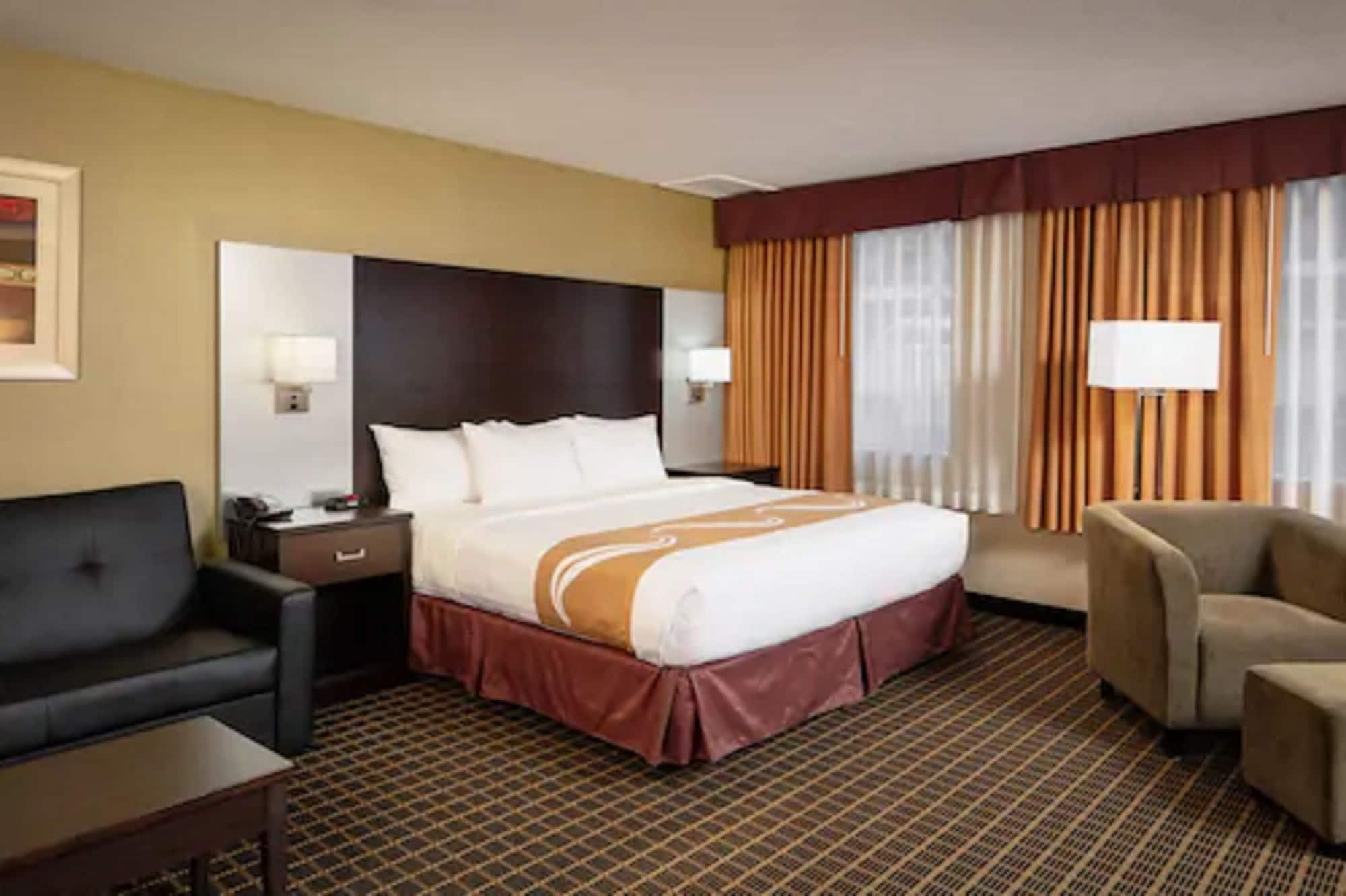 Quality Inn & Suites Downtown Windsor Kültér fotó