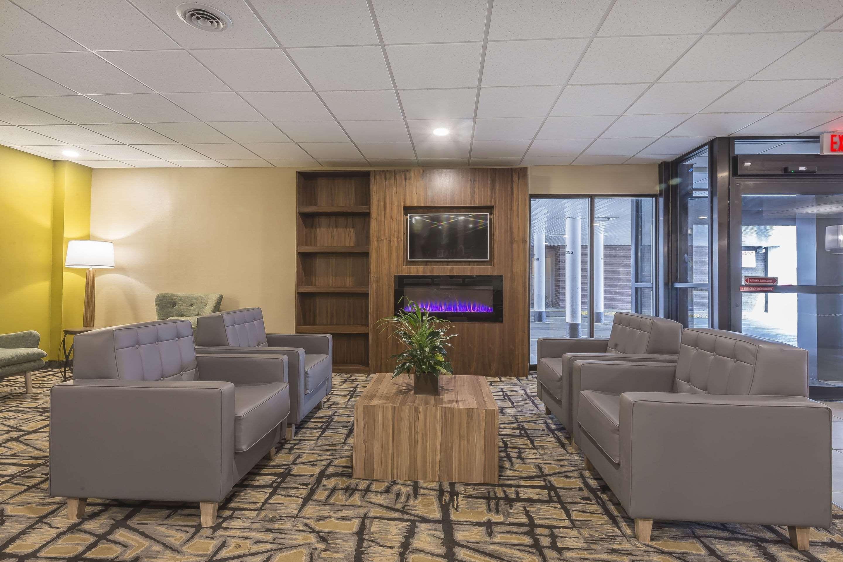 Quality Inn & Suites Downtown Windsor Kültér fotó