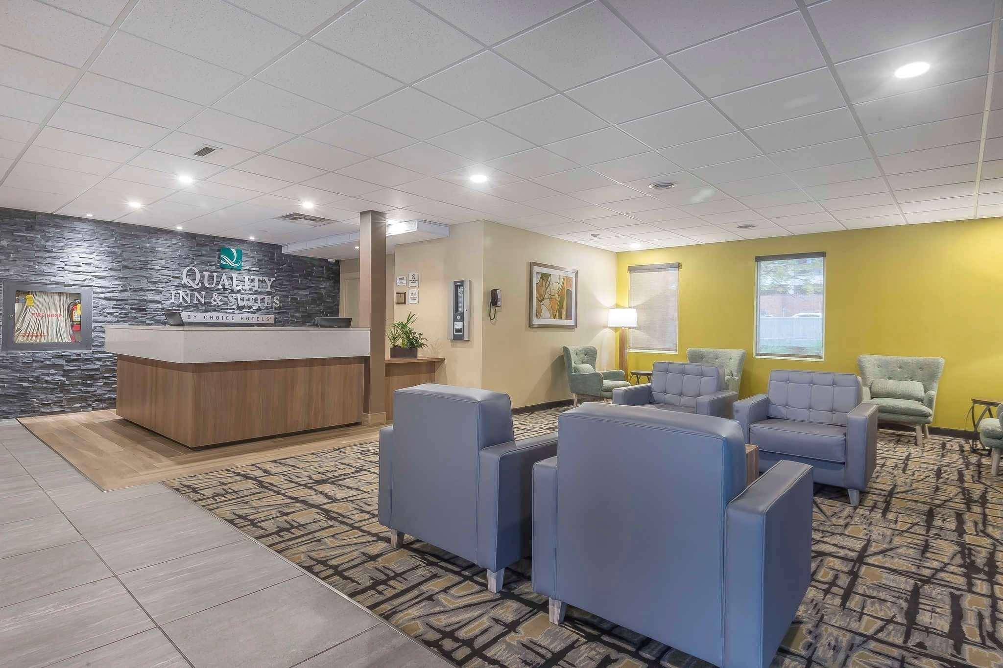 Quality Inn & Suites Downtown Windsor Kültér fotó