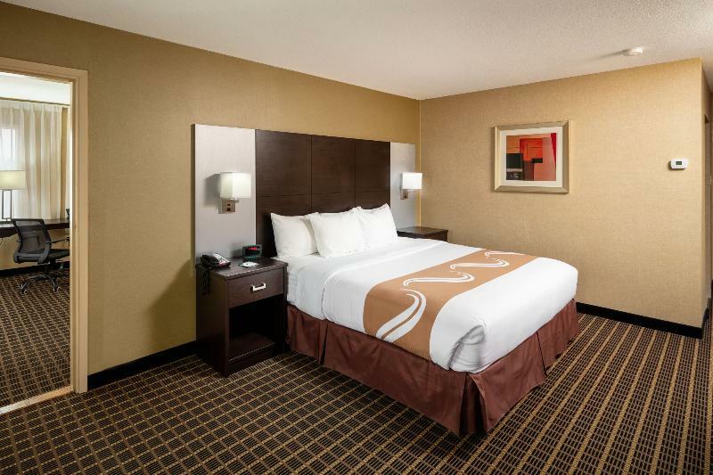 Quality Inn & Suites Downtown Windsor Kültér fotó