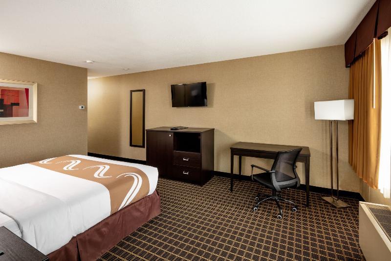 Quality Inn & Suites Downtown Windsor Kültér fotó